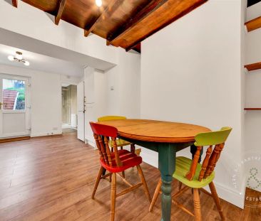 2 Bedroom House - Mid Terrace - Photo 3