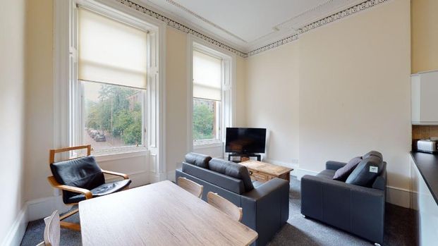 5 bedroom flat to rent - Photo 1