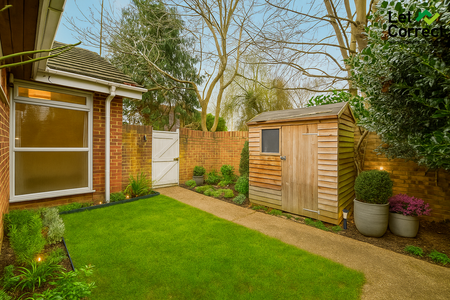 4 bedroom bungalow to rent - Photo 3