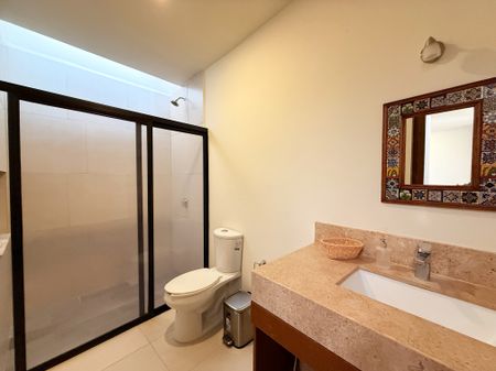TOWNHOUSE EN RENTA AMUEBLADO EN MARUVA, CHOLUL. - Photo 2