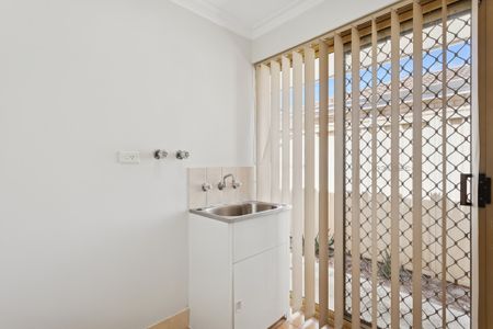 14 Roger Street, Midland WA 6056 - Photo 4