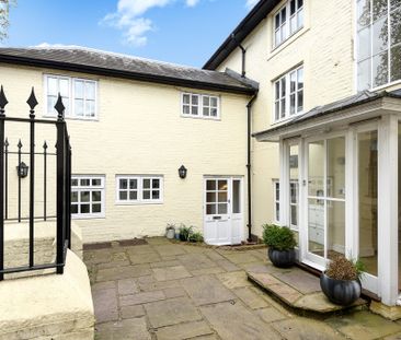 Church Street, Dorking - 2 bedrooms Property for lettings - Seymours - Photo 1