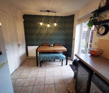 Housesteads Gardens, Longbenton, NE12 - Photo 2