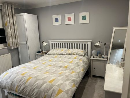 1 Bed Flat, London, SW12 - Photo 4