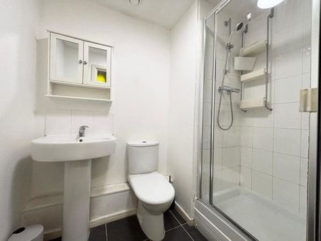 Lower Hall Street, St Helens Town Centre, St. Helens - Photo 4