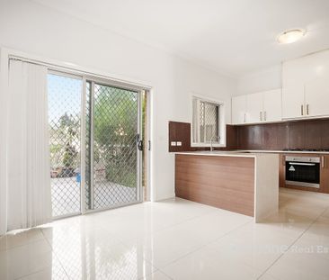 2/61 Portico Parade,, Toongabbie, NSW 2146 - Photo 5