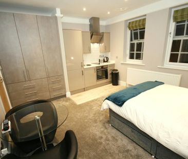 Studio to rent - Photo 1