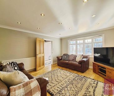 4 bedroom detached house to rent - Photo 3