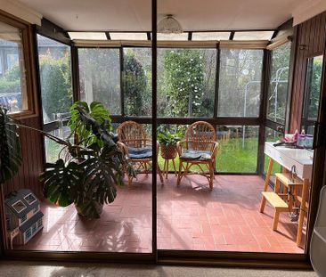 Two double bedrooms with fully fenced garden - Photo 6