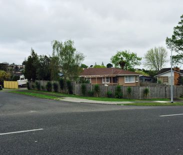 32 Cardiff Road, Pakuranga, Auckland - Photo 1