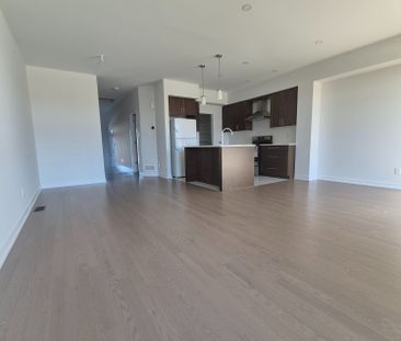 For Lease - 102 Ploughshare Road, Kanata, Ontario - Photo 5