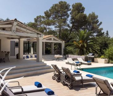 Maison à louer Mougins, Cote d'Azur, France - Photo 1