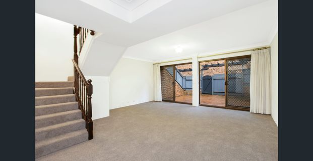 3 STOREY TERRACE:3 BED 2 BATH 2 CAR Large courtyard, in established MIRVAC Complex - Photo 1