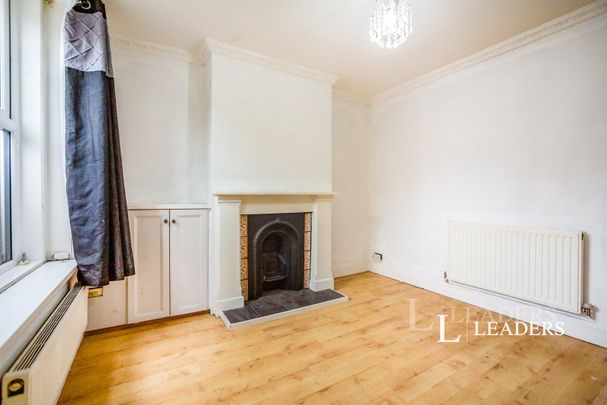 2 bedroom house to rent Upper Fant Road, Maidstone, Kent, ME16 - Photo 1