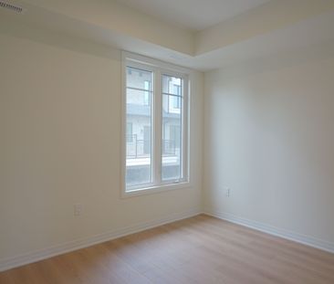 For Lease - 737 Front Royal Street Unit# 5, Mississauga, Ontario - Photo 3