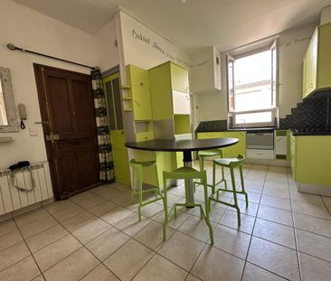 Location Appartement 3 pièces 61m² CHAMBERY 73000 - Photo 6