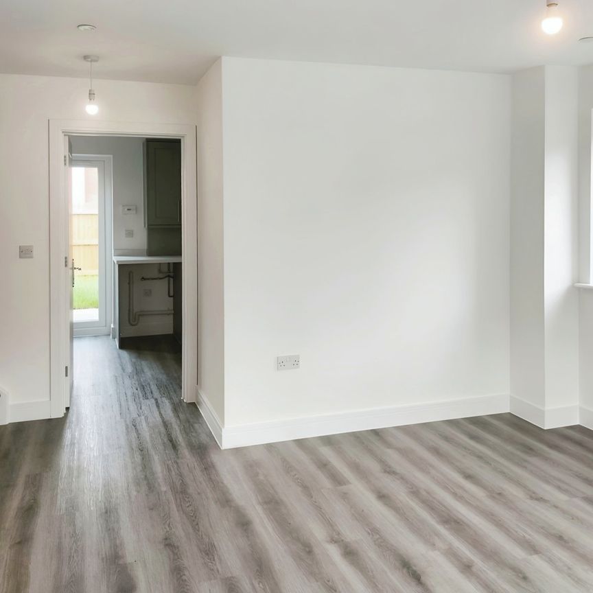 Northgate, EBBW VALE - Photo 1