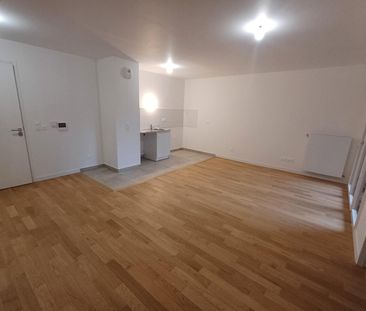 location Appartement T2 DE 50.04m² À COURBEVOIE - Photo 3