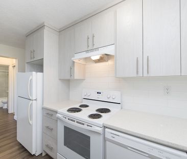 306 21 Avenue SW, Calgary - Photo 3