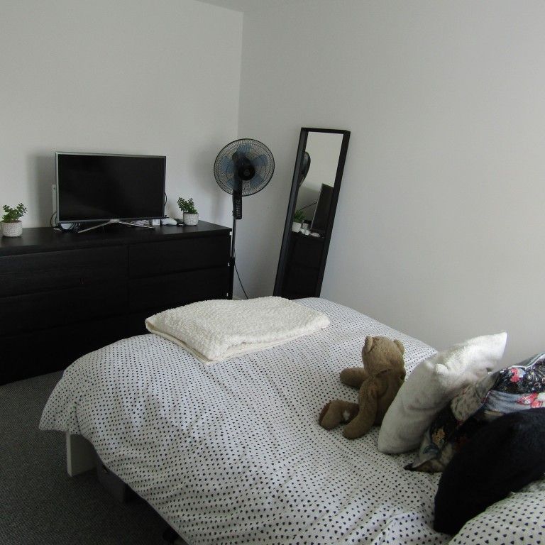 2 bed Terraced - To Let - Photo 1