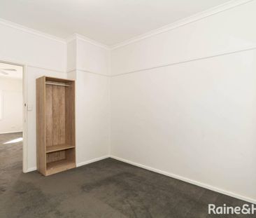 COSY HOME IN MOUNT AUSTIN - Photo 1