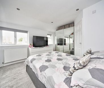 2 bedroom semi-detached house to rent - Photo 3