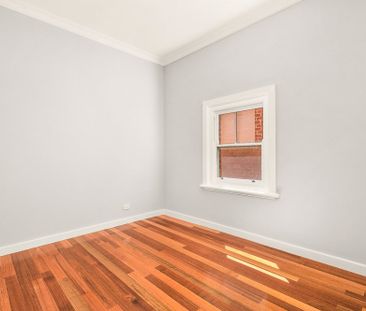 Apartment in Essendon's most prestigious pocket - Photo 1