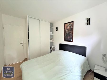 Location Appartement 3 pièces 67m² LILLE 59000 - Photo 5