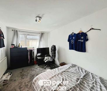 Manor Court, Church Village, Pontypridd, CF38 - Photo 4