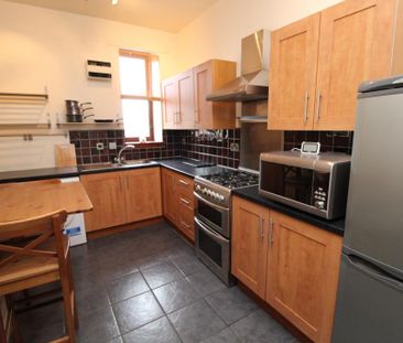 1 bedroom flat to rent - Photo 4