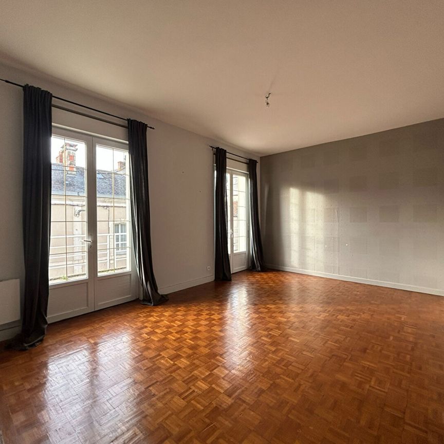 Location Appartement 4 pièces 129m² - Photo 1