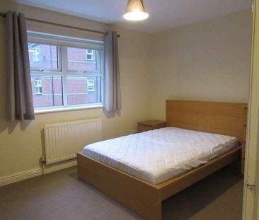 Alexandra Road South, Manchester, M16 - Photo 2