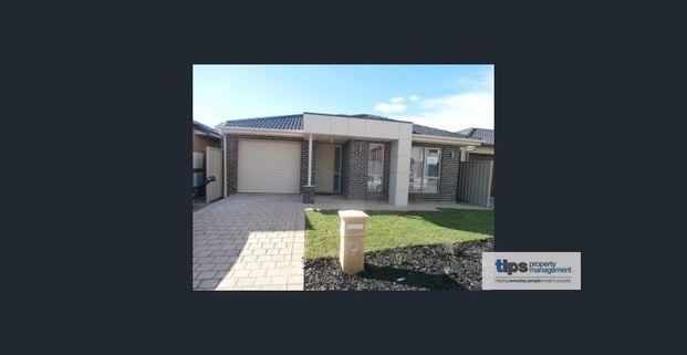 4 BEDROOM FAMILY HOME - Photo 1