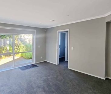 Epuni Living - Photo 2