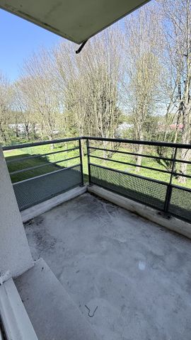 Location Appartement 2 pièces 45m² LENS 62300 - Photo 4