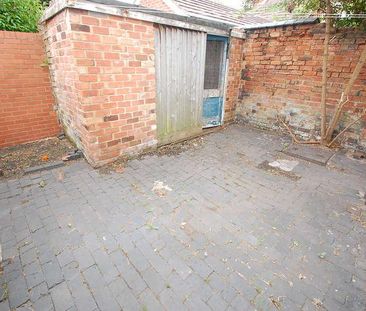Vernon Terrace, Staffordshire, Burton Upon Trent, DE14 - Photo 6