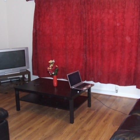 4 Bed Semi-Detached House, Alderglen Road, M8 - Photo 1