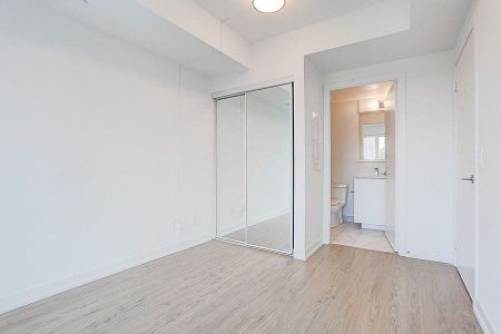 For Lease - 85 Wood Street Unit# 717, Toronto, Ontario - Photo 2