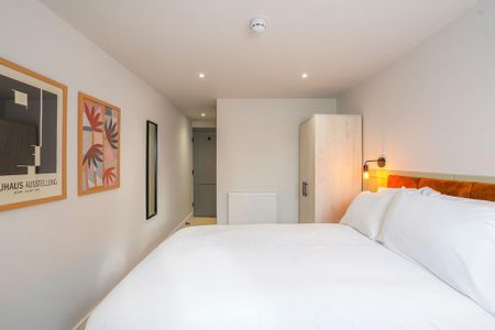 1 bedroom in a house share to rent - Photo 5