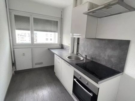 Location Appartement 2 pièces 40 m2 à Montbéliard - Photo 2