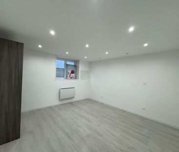 Location Appartement 4 pièces 179m² TOURCOING 59200 - Photo 5