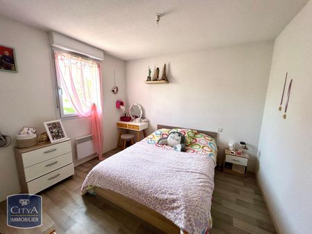 Location Maison 4 pièces 79m² CASTRES 81100 - Photo 2