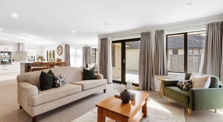 Family-Friendly Home in Central Location - 20 Casey Ave - Photo 2