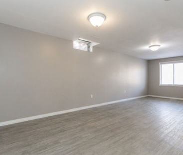 For Lease - 61 Herrell Avenue, Barrie, Ontario - Photo 1