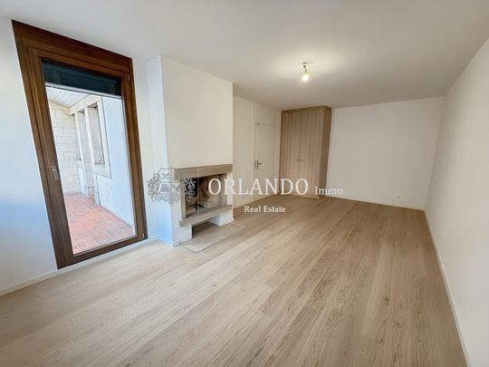 Beautiful 2-room apartment in the heart of the Old Town of Geneva - Photo 1