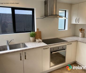 Comfortable, modern and full of charm - Photo 5