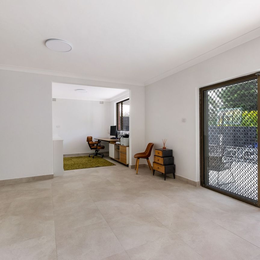Contemporary Family Luxury with Resort‑Inspired Outdoor Living - Photo 1