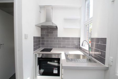 Studio to rent - Photo 4