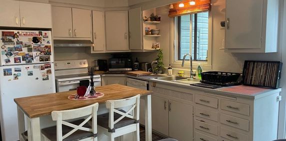 4 1/2 Ensoleillé /Parc Maisonneuve / Stationnement** - Photo 2