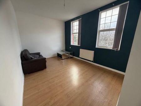 1 bedroom flat to rent - Photo 2
